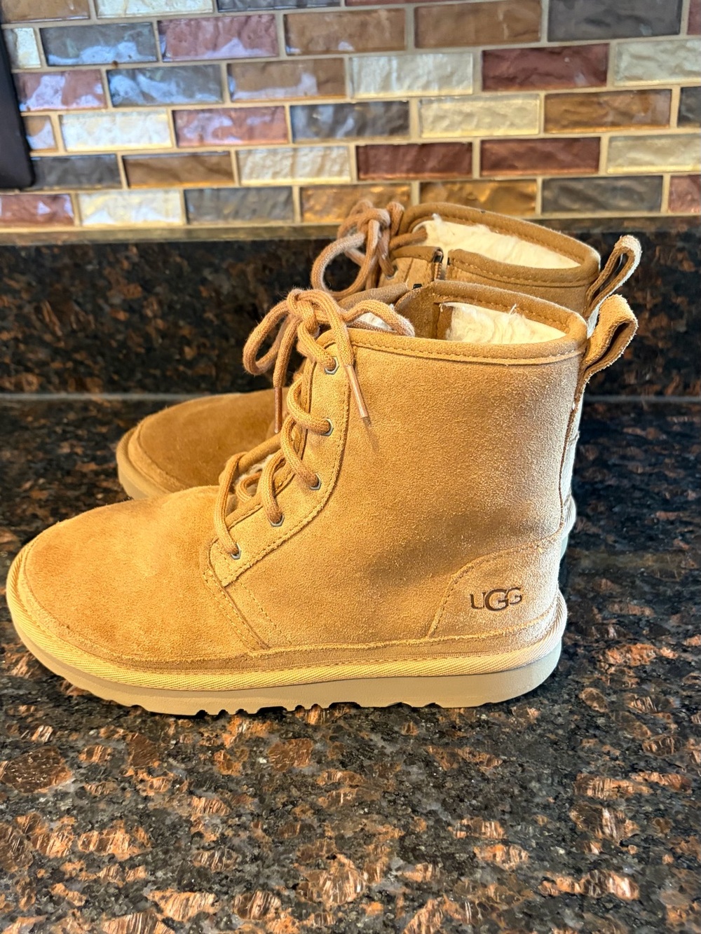 Ugg girls tan lace up boots‎ size 4 youth
